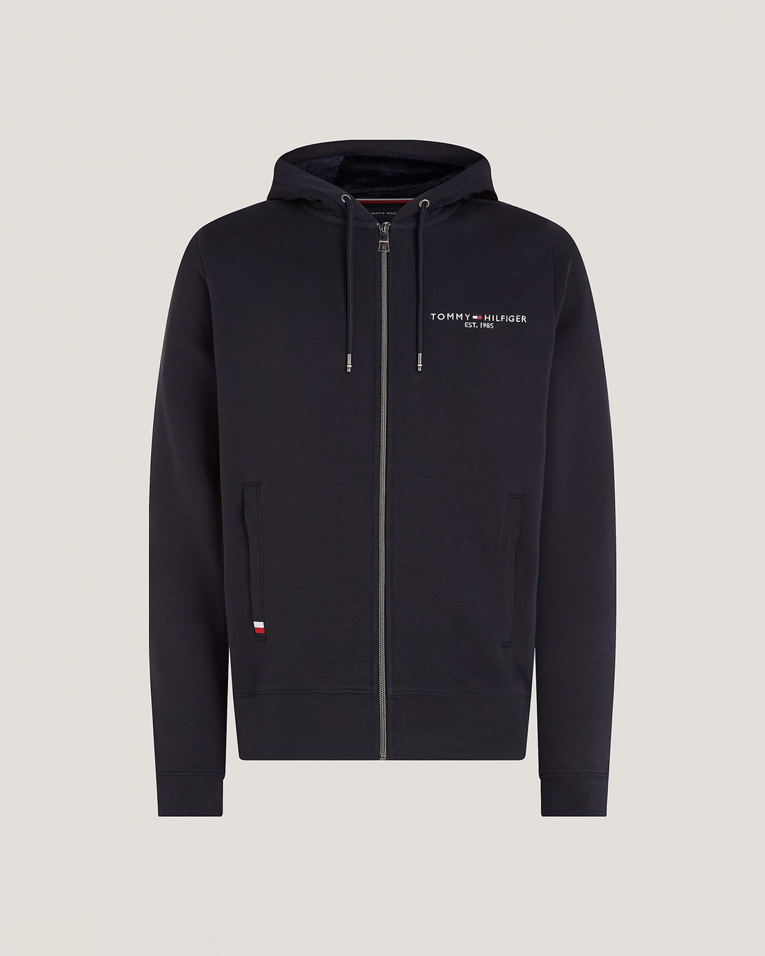 tommy-hilfiger-cricket_club